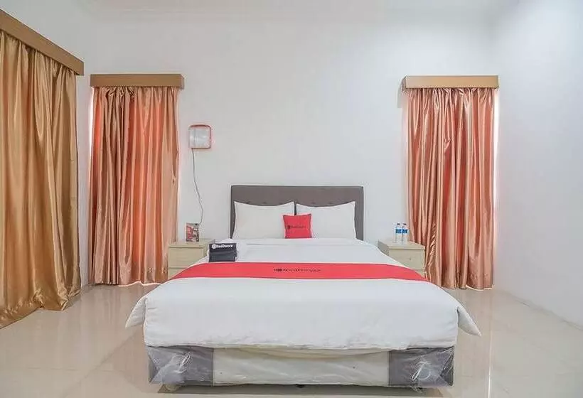 ペンション Reddoorz Near Jatinangor Town Square