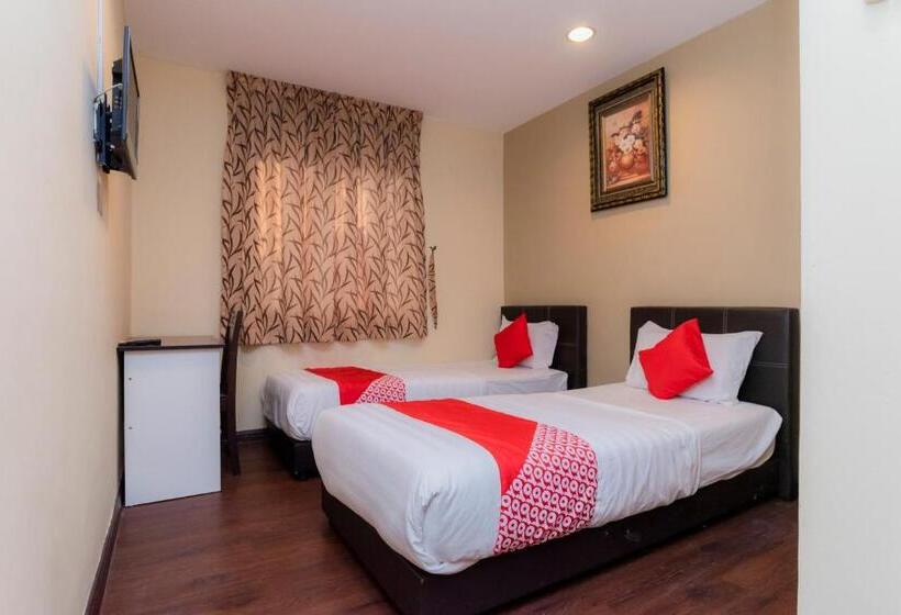 98 Hotel By Oyo Rooms