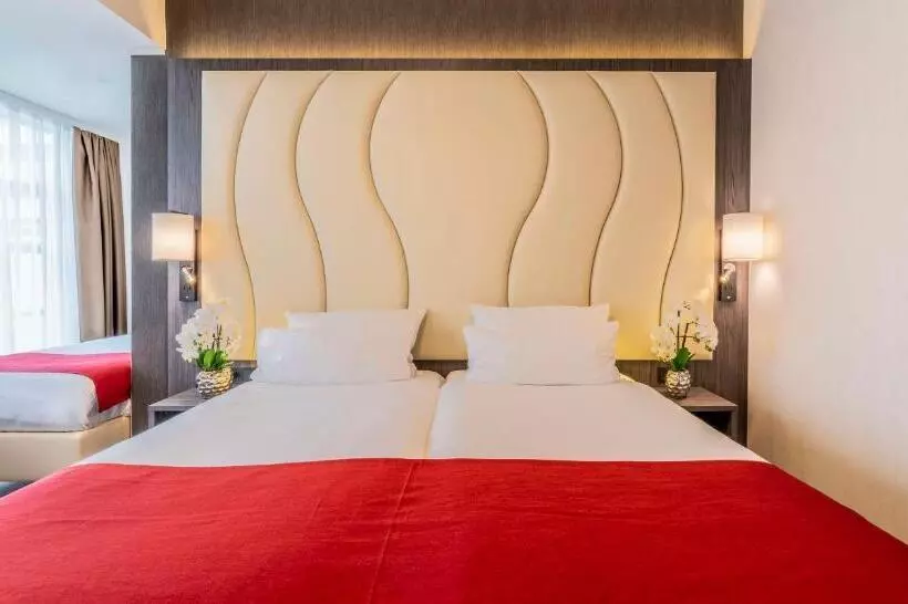 Hotelli Plaza Premium Den Haag City Center