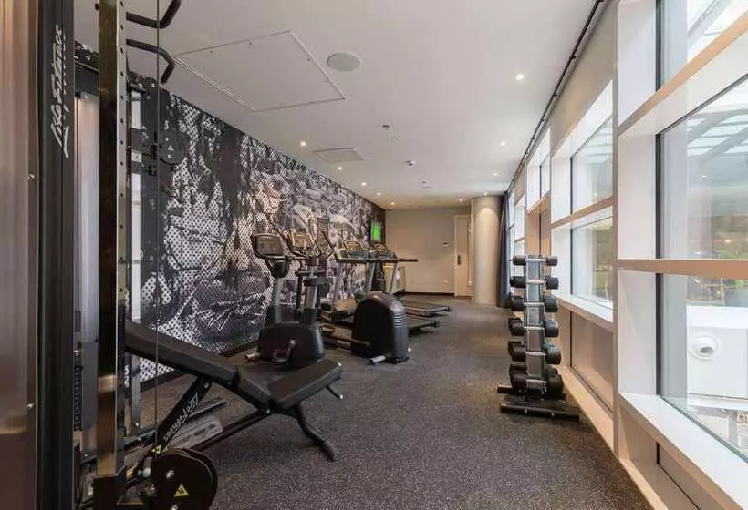 ホテル Hampton By Hilton Utrecht Central Station