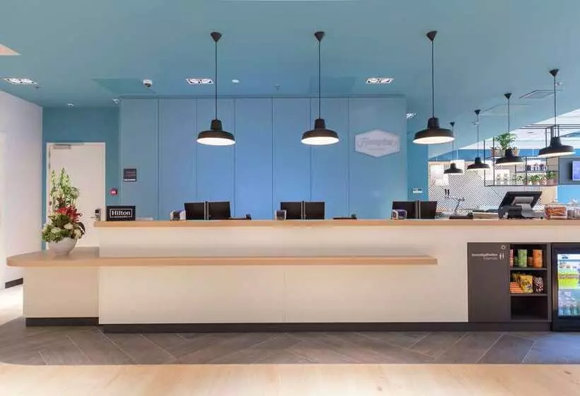 ホテル Hampton By Hilton Utrecht Central Station