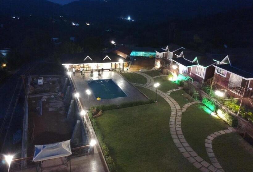 Green Velvet Resort Near Pawna Lake