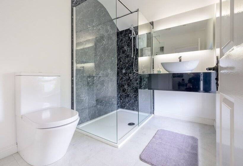 펜션 Willow House Bed & Breakfast And Orchard Studios Self Catering