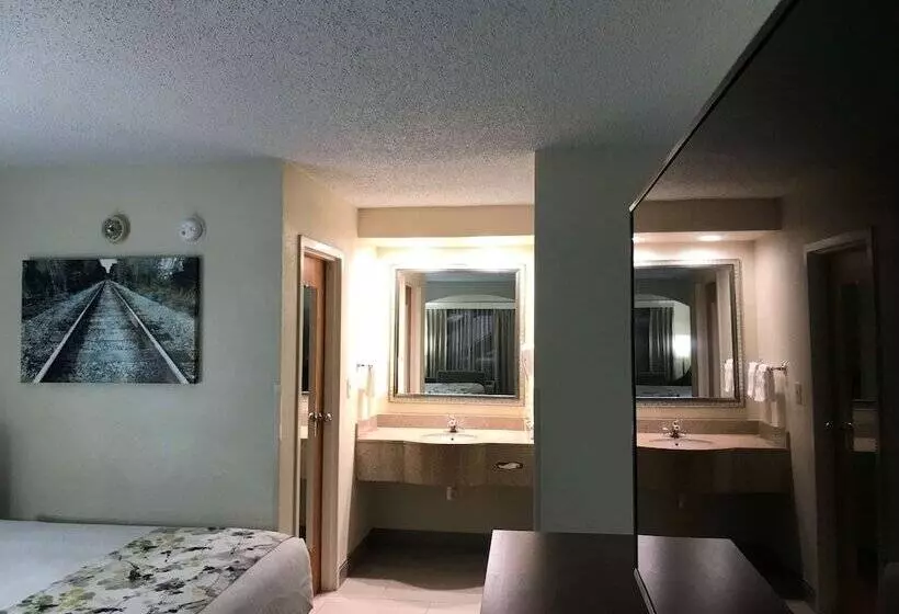 فندق Best Western Inn & Suites Monroe