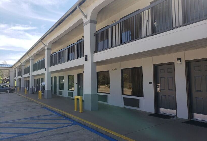 ホテル Best Western Inn