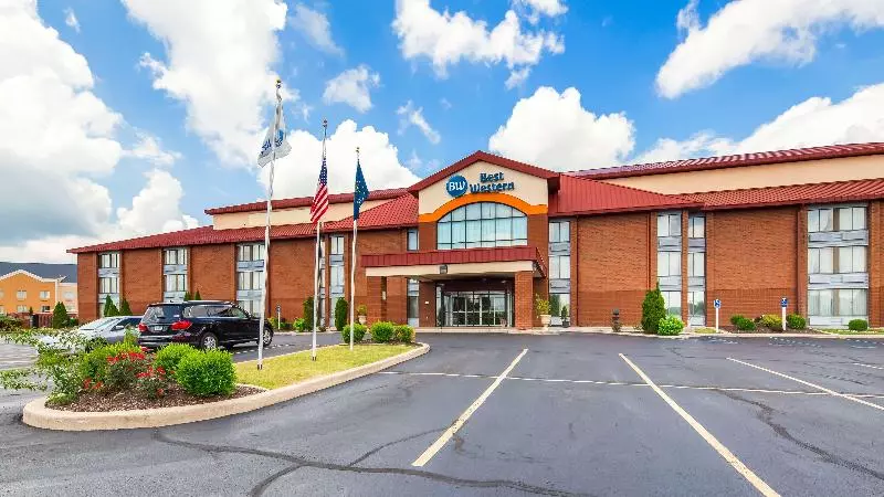 ホテル Best Western Luxbury Inn Fort Wayne
