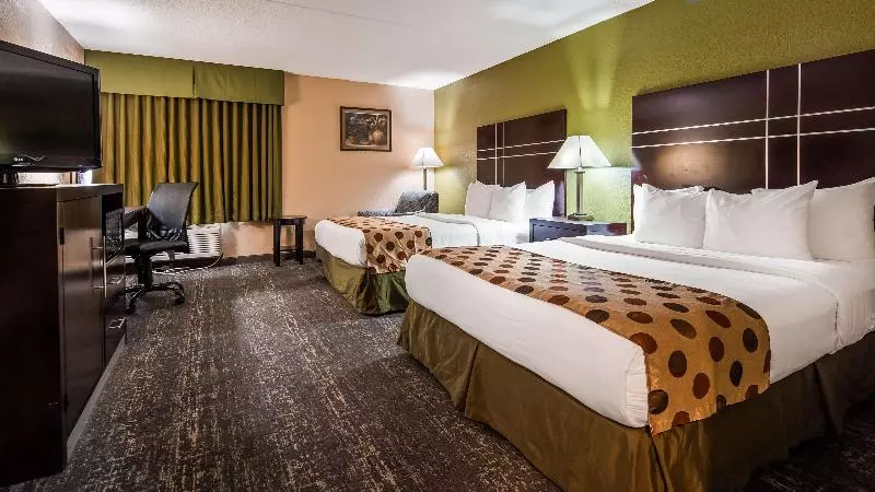 ホテル Best Western Luxbury Inn Fort Wayne