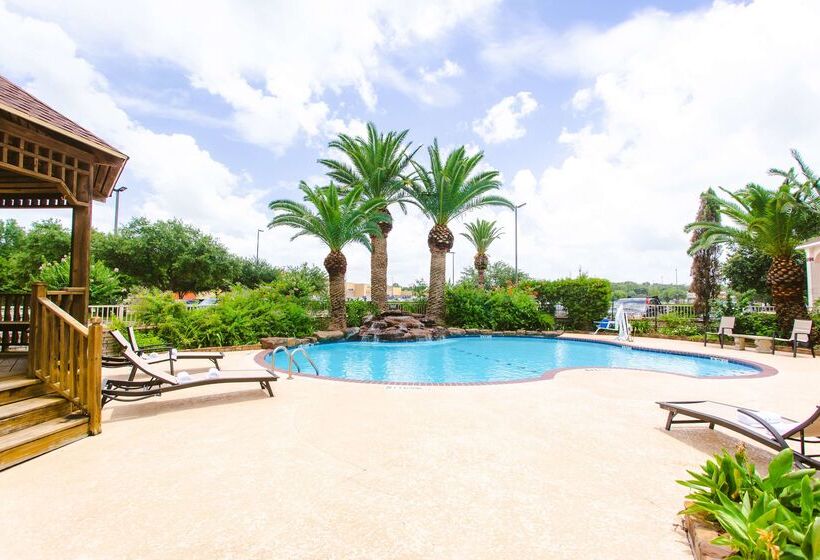 هتل Best Western Pearland Inn