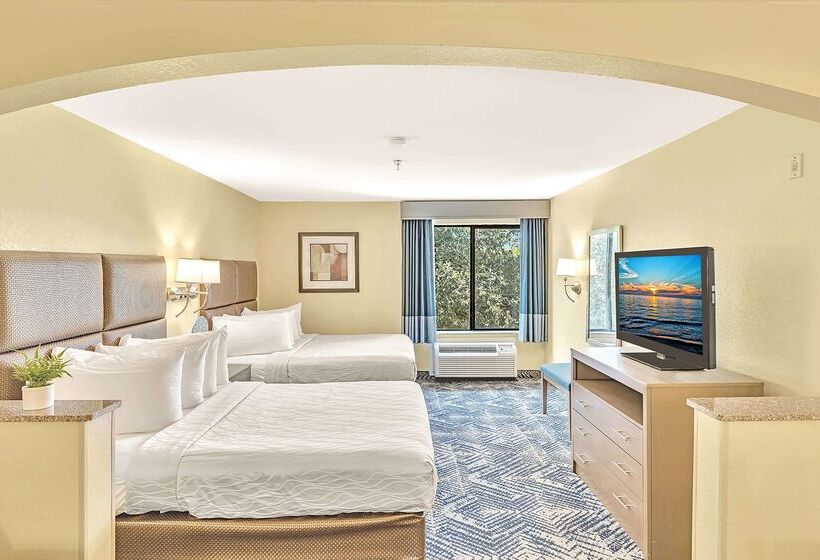 Отель Best Western Plus Lewisville Flower Mound