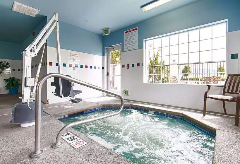 בית מלון כפרי Best Western Plus Liberty Lake Inn