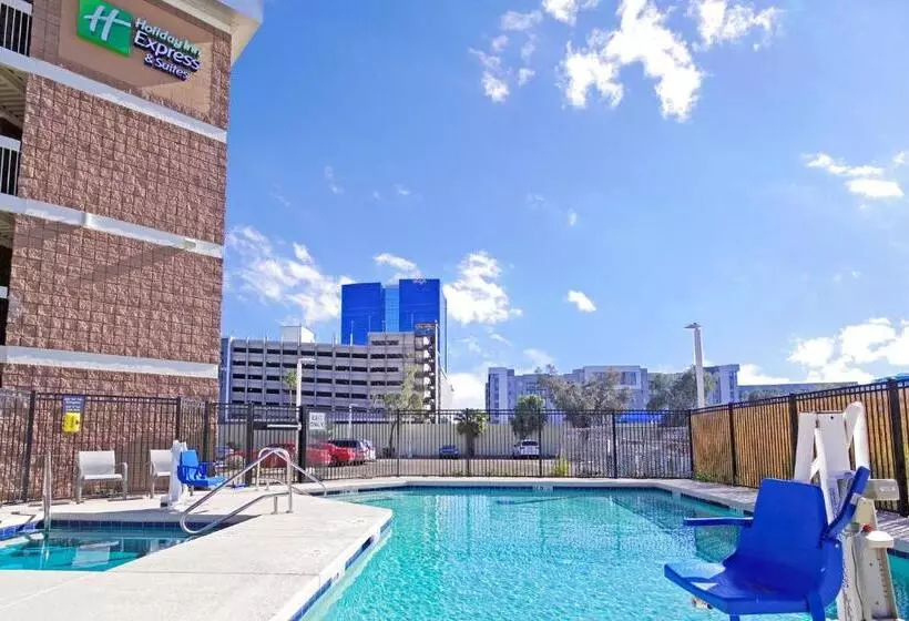 בית מלון כפרי Holiday Inn Express & Suites Phoenix   Tempe, An Ihg