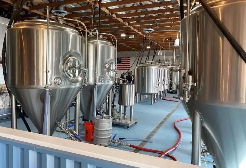 בית מלון כפרי Holiday Inn Express & Suites Phoenix   Tempe, An Ihg