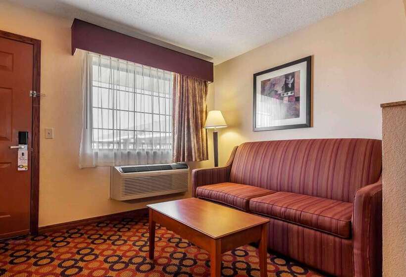 Otel Quality Inn & Suites Owasso Us 169