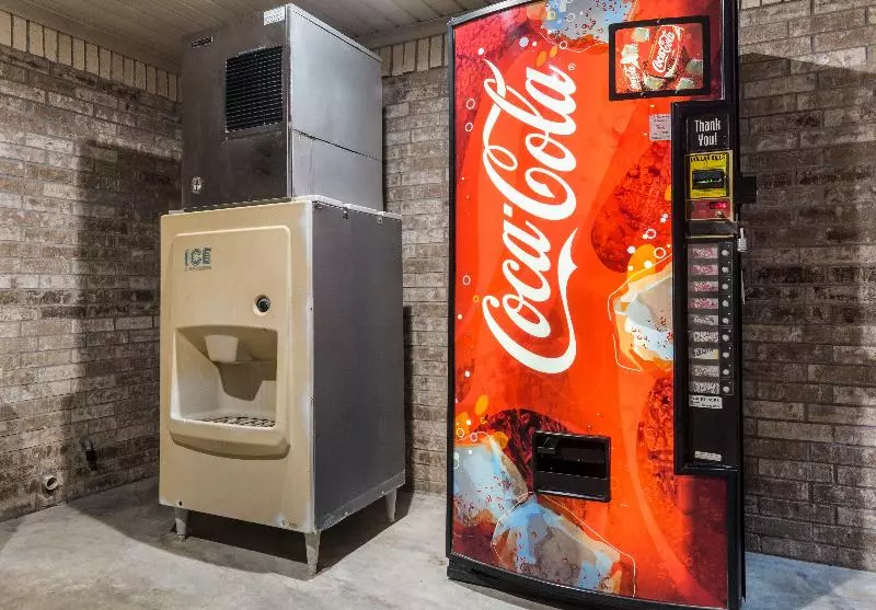 Отель Red Roof Inn Conroe North Willis