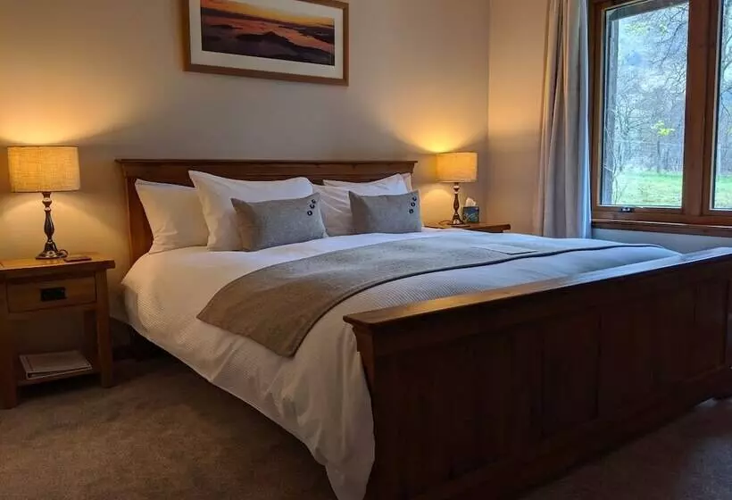 ベッドアンドブレックファースト Strath Lodge Glencoe