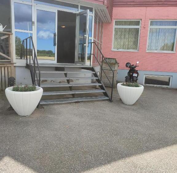 Burning Bridge Motell & Vandrarhem