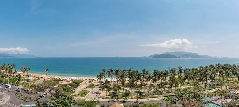 هتل Golden Lotus Central