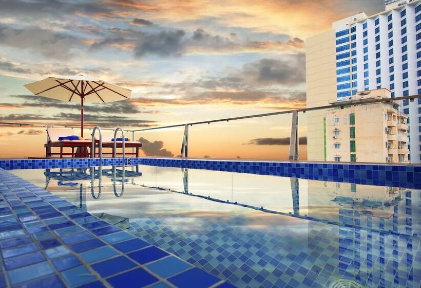 هتل Golden Lotus Central