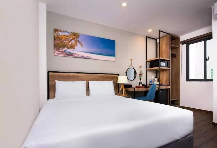 هتل Golden Lotus Central