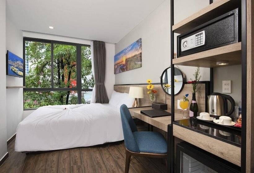 هتل Golden Lotus Central