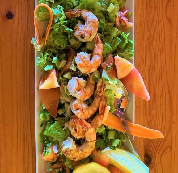 پانسیون Paradise Karpaz Hotel & Restaurant