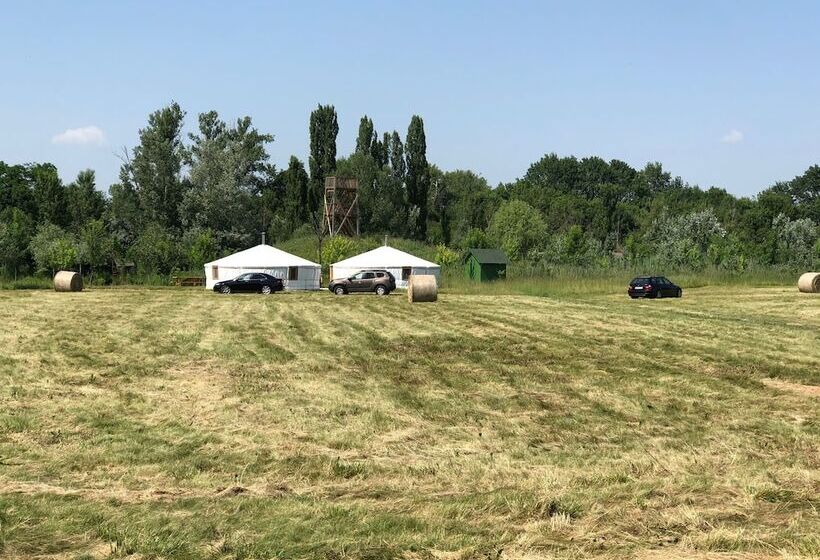 ユースホステル Antal Tavi Fogadó és Horgászparadicsom