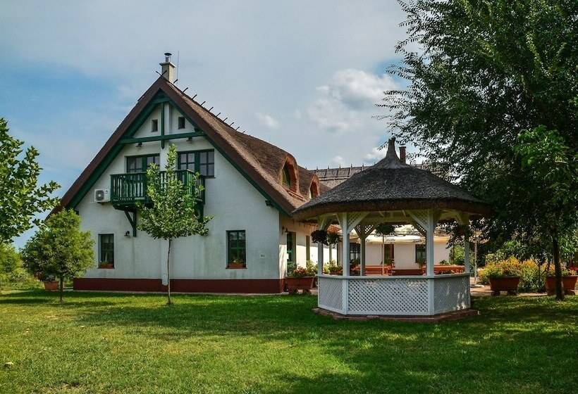 ユースホステル Antal Tavi Fogadó és Horgászparadicsom