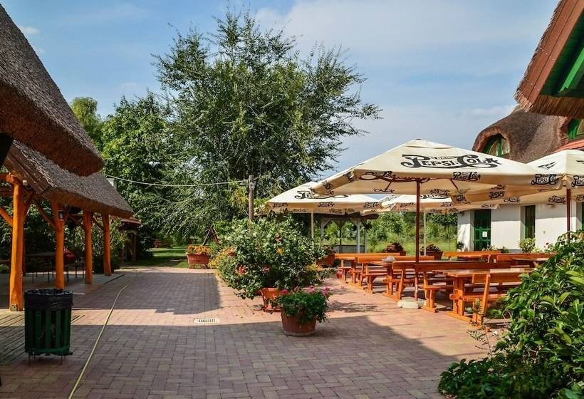 ユースホステル Antal Tavi Fogadó és Horgászparadicsom