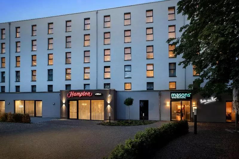 Hotelli Hampton By Hilton Kaiserslautern