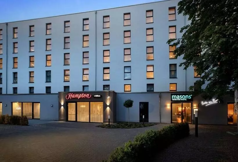 Hotelli Hampton By Hilton Kaiserslautern