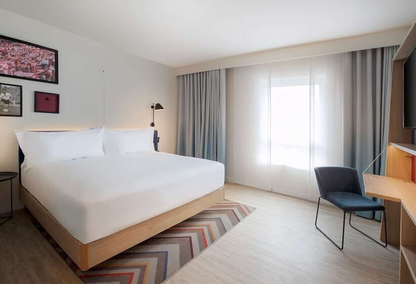 Отель Hampton By Hilton Kaiserslautern