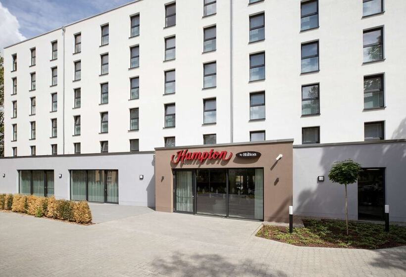 Отель Hampton By Hilton Kaiserslautern