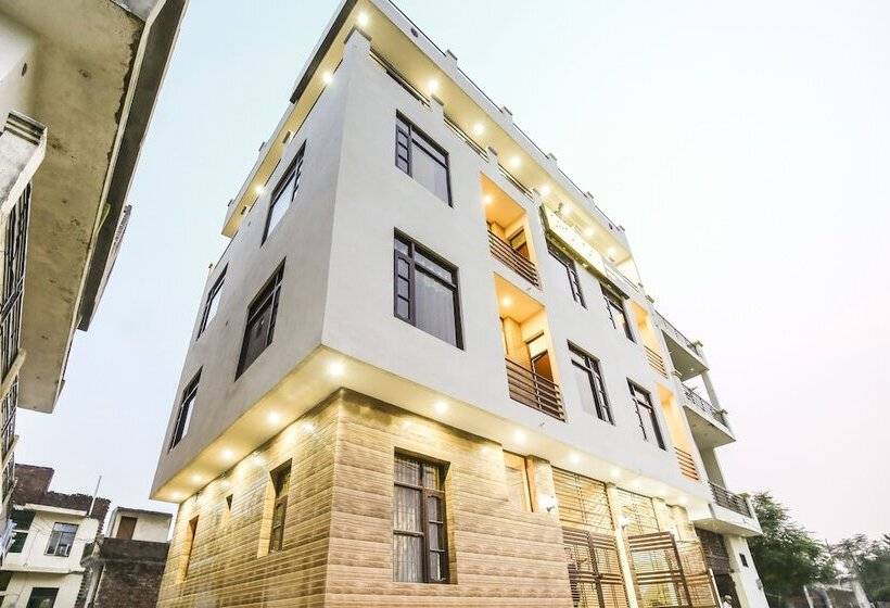 Spot On 49328 Sukh Motel