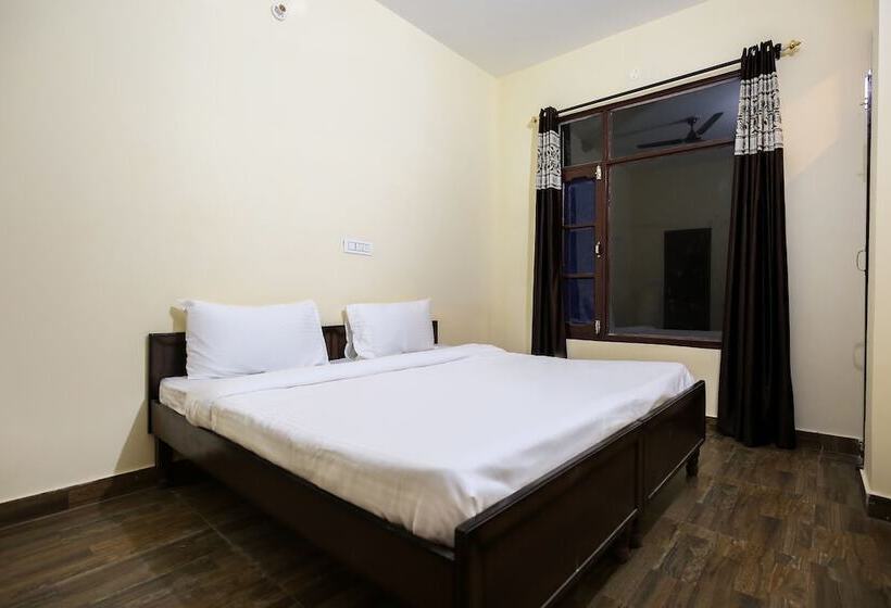 Spot On 49328 Sukh Motel