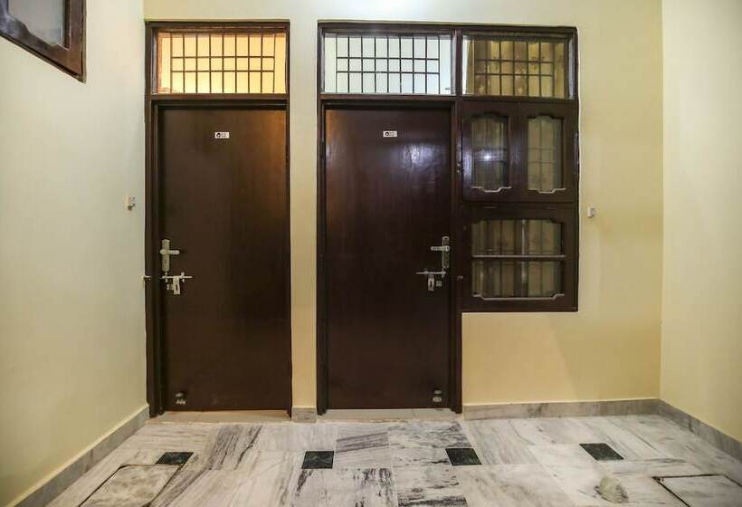 Spot On 49328 Sukh Motel