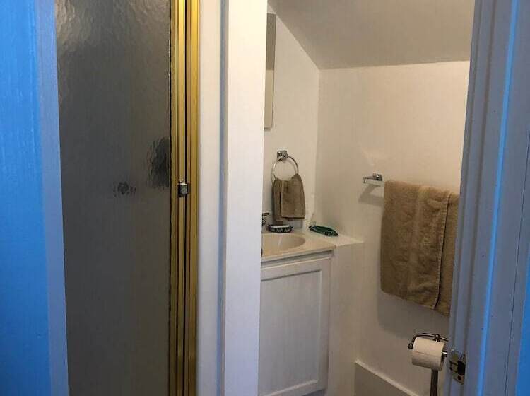 ユースホステル Reynolds House Inn