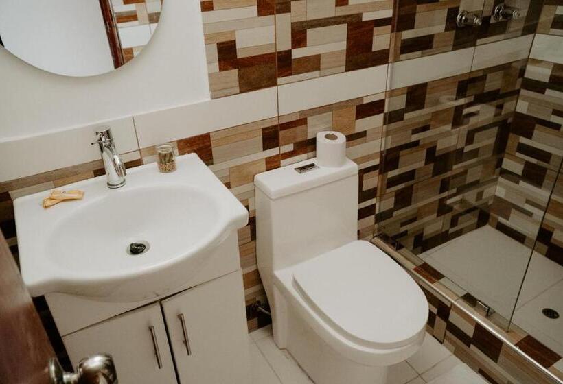 בית מלון כפרי Atusparia Guest House Huaraz