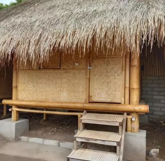 ホテル Gili Kampoeng