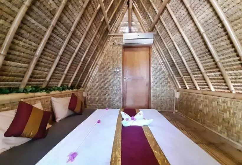 ホテル Gili Kampoeng