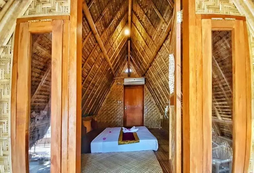 ホテル Gili Kampoeng