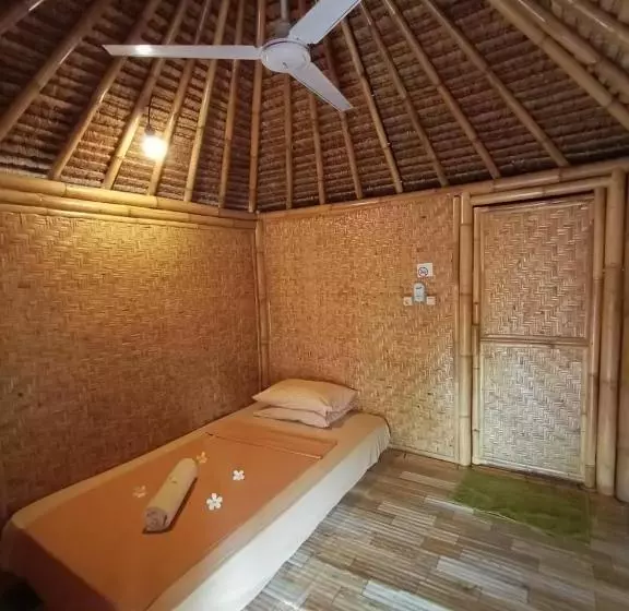 ホテル Gili Kampoeng