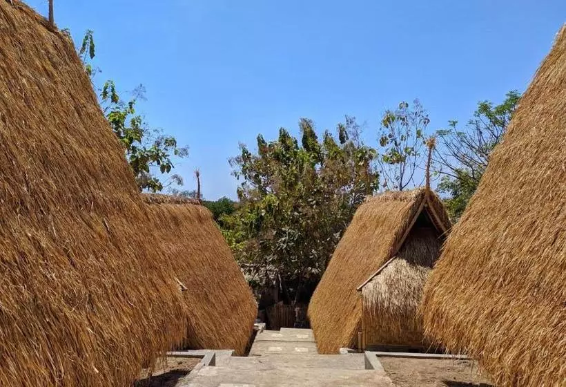 ホテル Gili Kampoeng