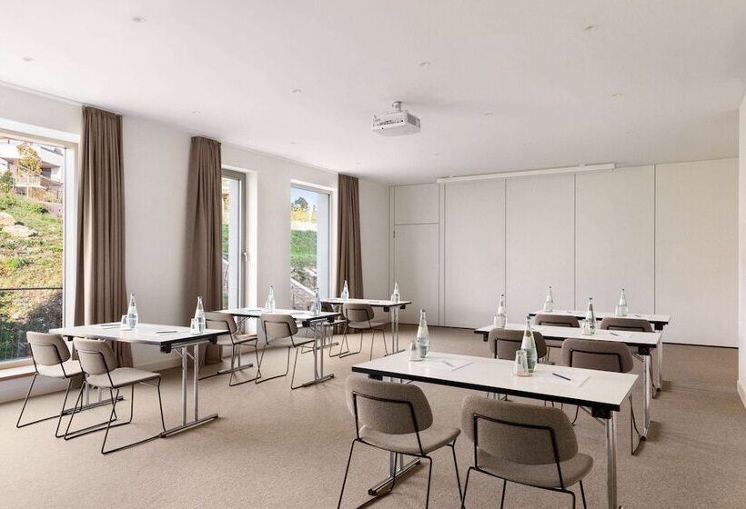 فندق Vienna House By Wyndham Mq Kronberg