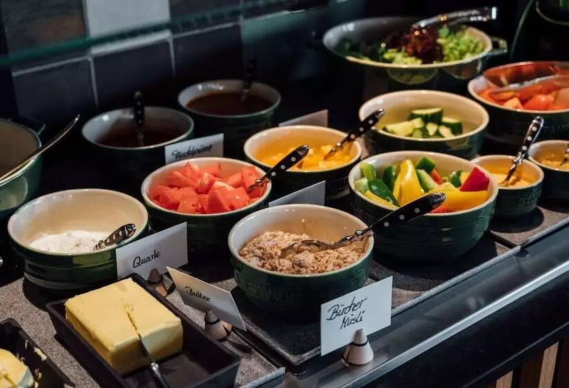 ホテル Vienna House By Wyndham Mq Kronberg