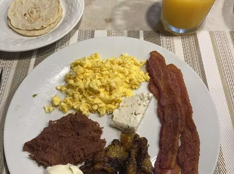 تختخواب و صبحانه Portal Los Castaños