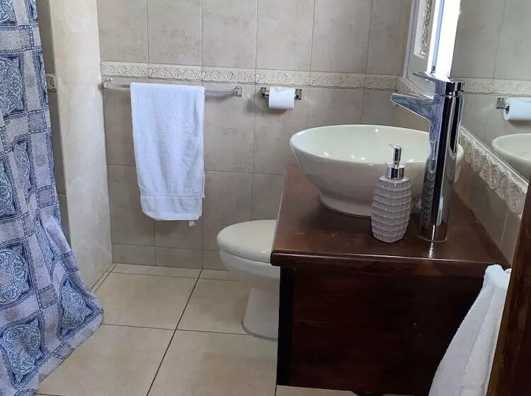 تختخواب و صبحانه Portal Los Castaños