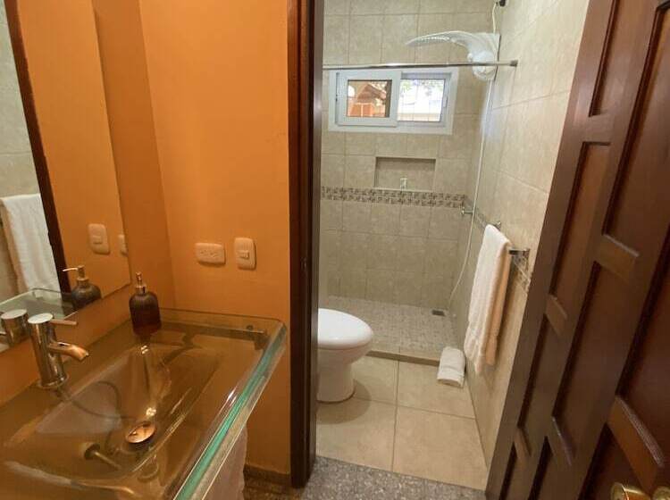 تختخواب و صبحانه Portal Los Castaños