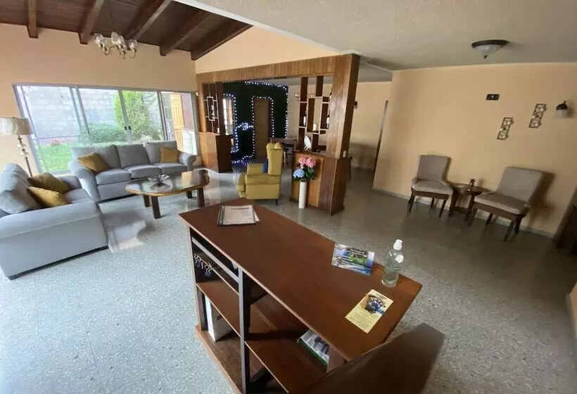 تختخواب و صبحانه Portal Los Castaños