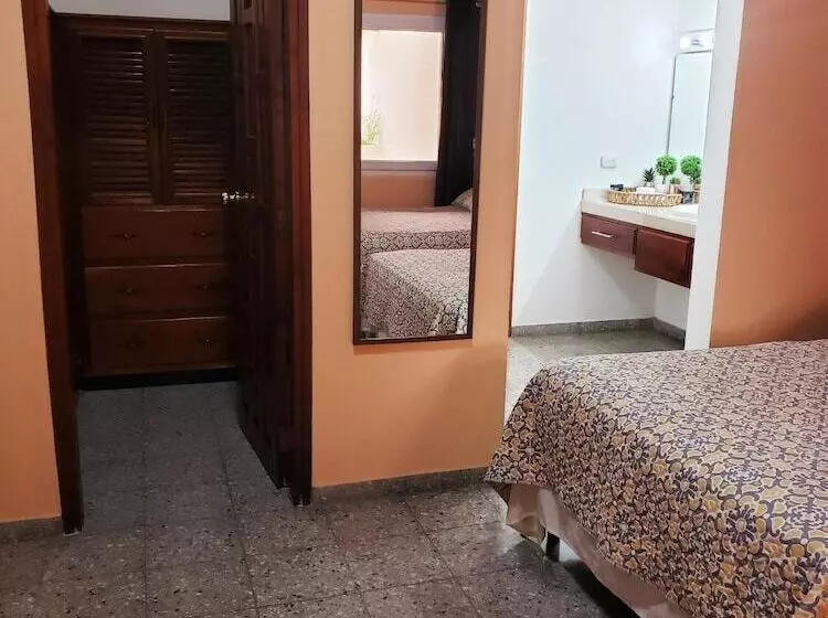 تختخواب و صبحانه Portal Los Castaños