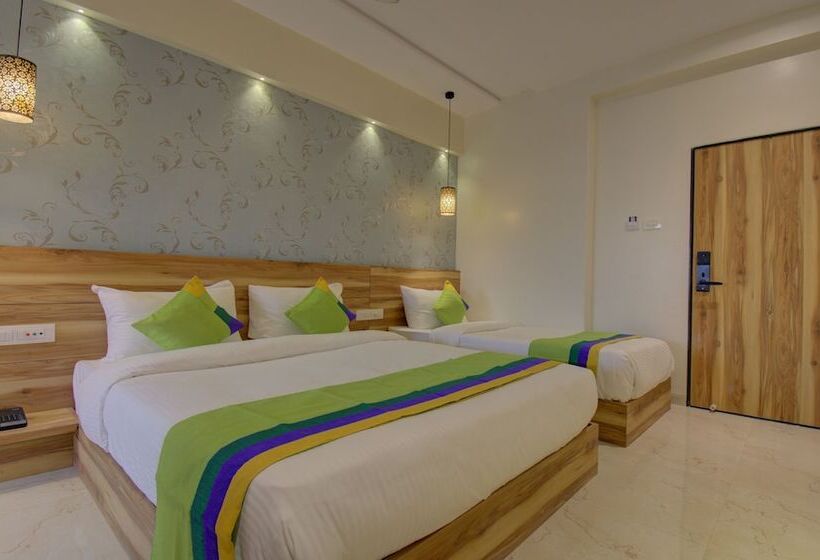 هتل Amisha International